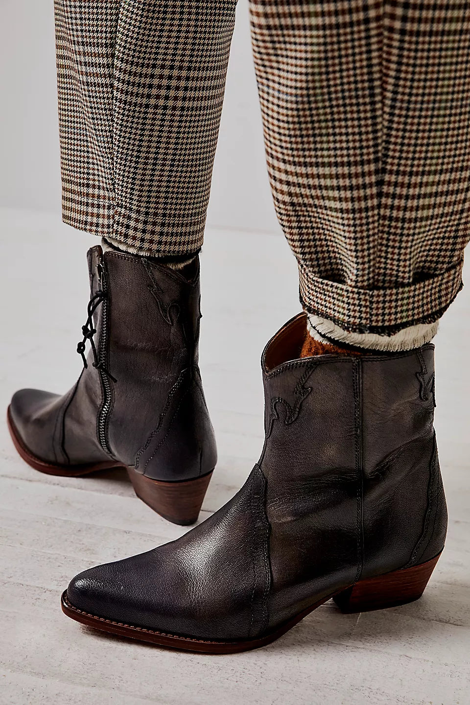 New Frontier western boot