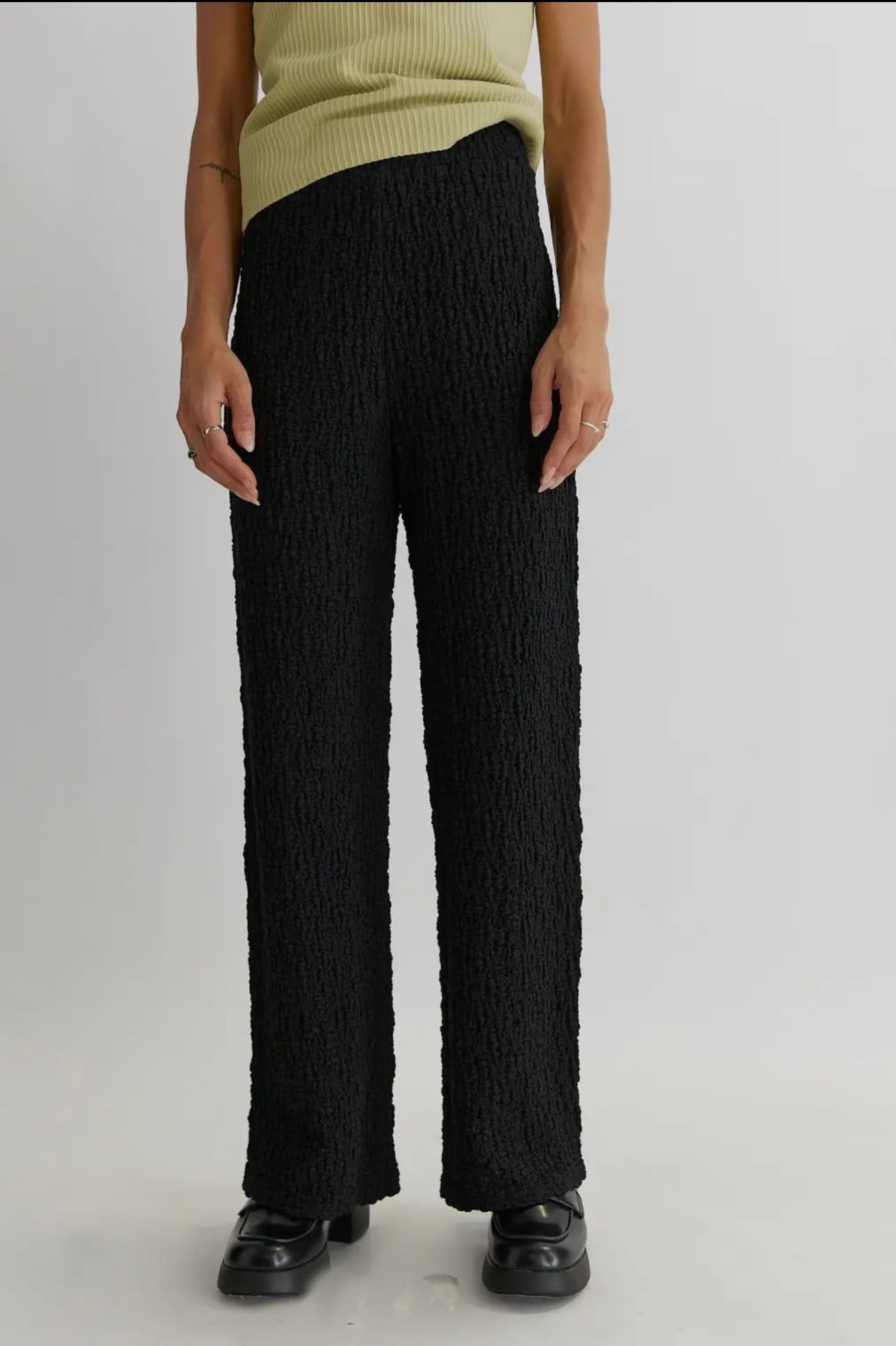 Claudia Textured pants