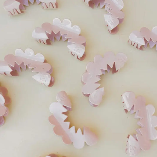 Spring Petal Arch Claw