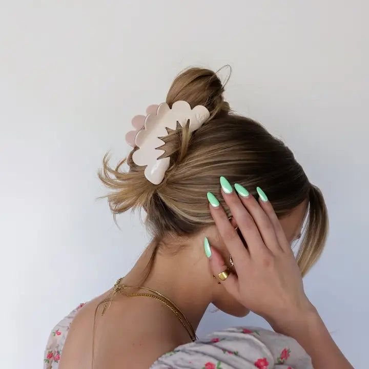 Spring Petal Arch Claw