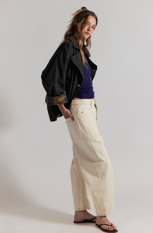 Minimalist Moxie Barrel Jeans