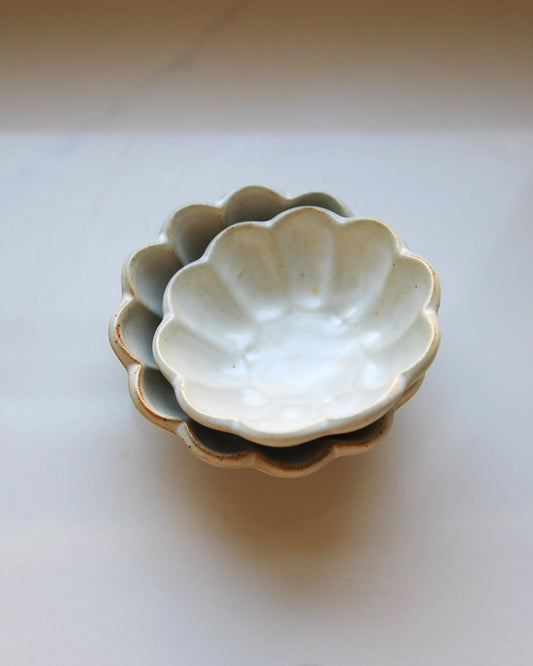 Flower Petal Pinch Bowl