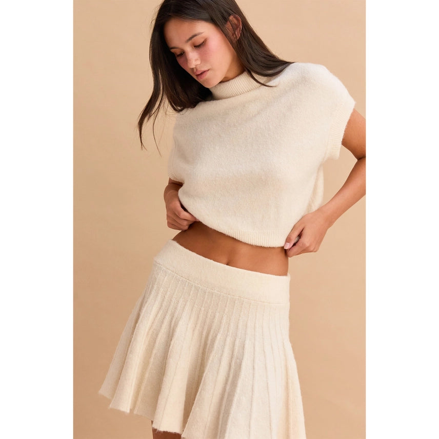 Turtleneck & Pleated skirt SET