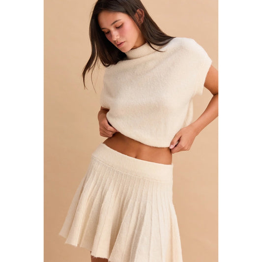 Turtleneck & Pleated skirt SET