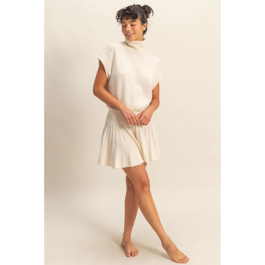 Turtleneck & Pleated skirt SET